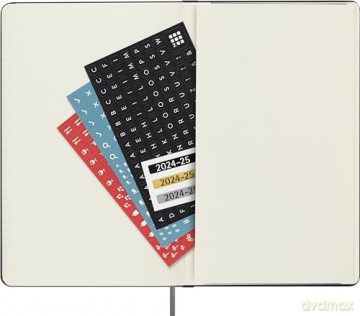 Moleskine Weekly Planner 2024-2025, Weekly Agenda 18 Months 2025, Horizontal Planner with Hard Cover and Elastic Closure, Large Size 13 x 21 cm, Color Black [KSIĄŻKA]