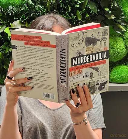 Murderabilia: A History of Crime in 100 Objects - Harold Schechter [KSIĄŻKA]