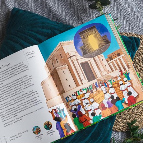 My Big Story Bible: 140 Faithful Stories, from Genesis to Revelation - Wright Tom [KSIĄŻKA]