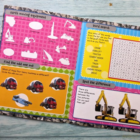 My Book of 100 Stickers - Monster Machines | 100 Reusable Stickers | Activity Bookook - Npp [KSIĄŻKA]