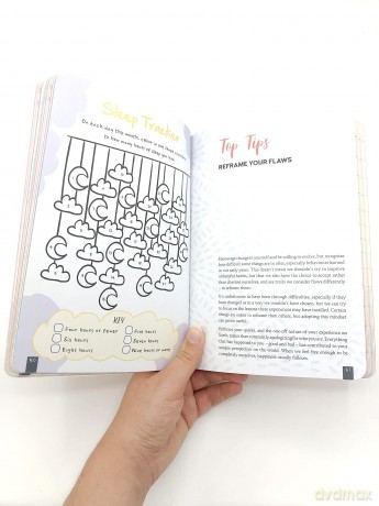My Happiness Tracker: A Journal to Help You Map Out and Manage Your Happiness - Anna Barnes [KALENDARZ]