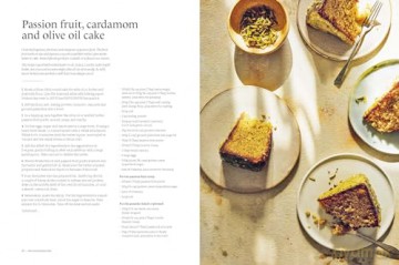 My Little Cake Tin: Over 70 Versatile, Beautiful, Flavourful Bakes Using Just One Tin - Tarunima Sinha [KSIĄŻKA]