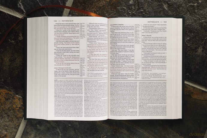 NASB, The Grace and Truth Study Bible, Hardcover, Green, Red Letter, 1995 Text, Comfort Print: New American Standard Bible, Green, Comfort Print, Red Print - Katty Baird [KSIĄŻKA]