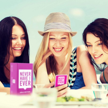 Never Have I Ever Girls Edition Adult Party Game: Fun-Filled Card Game for an Unforgettable Game Night of Laughs, Secrets, and Memories for 3+ Players, Ages 17+ [KSIĄŻKA]