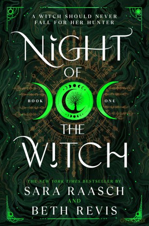 Night of the Witch (Witch and Hunter) - Beth Revis [KSIĄŻKA]