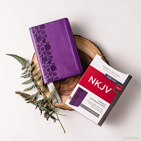 NKJV, End-of-Verse Reference Bible, Compact, Leathersoft, Black, Red Letter, Comfort Print: Holy Bible, New King James Version - Thomas Nelson [KSIĄŻKA]