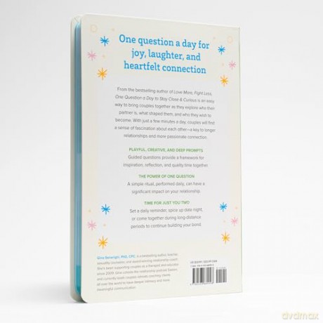One Question a Day to Stay Close and Crious: A Couple's Journey for a Lifetime of Love - Gina Senarighi [KSIĄŻKA]