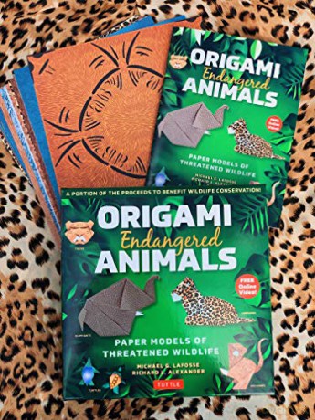 Origami Endangered Animals Kit: Paper Models of Threatened Wildlife - Michael G. LaFosse [KSIĄŻKA]