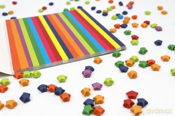 Origami Star Papers 1000 Paper Strips in Assorted Colours (Origami Paper): 10 colors - 1000 sheets - Easy Instructions for Origami Lucky Stars [KSIĄŻKA]