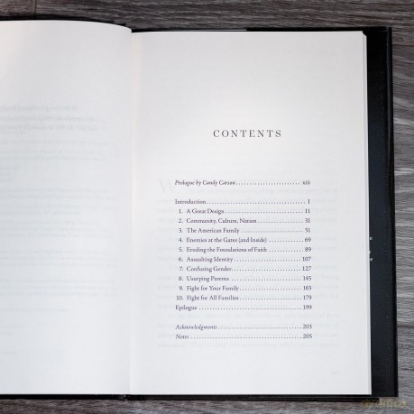 Perilous Fight: Overcoming Our Culture's War on the American Family - Oliver Jeffers [KSIĄŻKA]