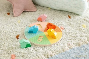 Petit Collage Nursery Counting Puzzle: Five Little Speckled Frogs - Petit Collage [PUZZLE]