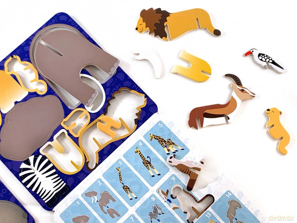 PLAYPRESS Savannah Animals Pop-out Playset - Includes 13 Animals - Eco-Friendly Building Toys - Easy Storage - Construction Toys for Ages 4+ [KSIĄŻKA]