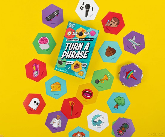 Professor Puzzle | Turn A Phrase | Strategy Game | Ages 10+ | 2-6 Players | 15 Minutes Playing Time [KSIĄŻKA]
