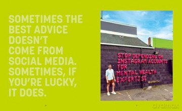 Putting Balloons on a Wall Is Not a Book: Inspirational Advice (and Non-Advice) for Life from @blcksmth - Michael James Schneider [KSIĄŻKA]
