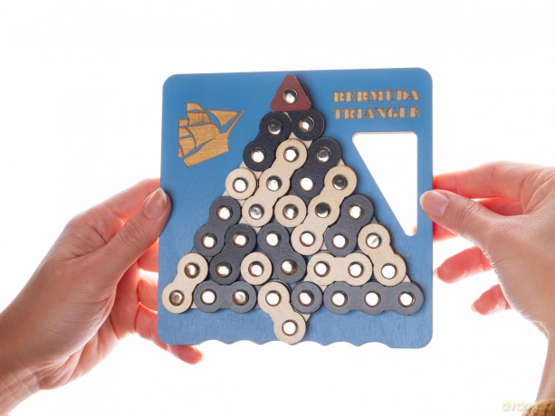 Recent Toys C5155 Bermuda Triangle