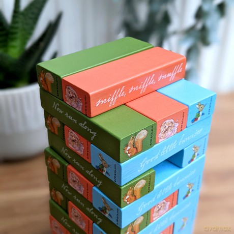 Robert Frederick - Beatrix Potter - Peter Rabbit - Tumble Tower Game - Wooden Set With Dice - Fun for Kid's to Learn Hand and Eye Coordination [KSIĄŻKA]