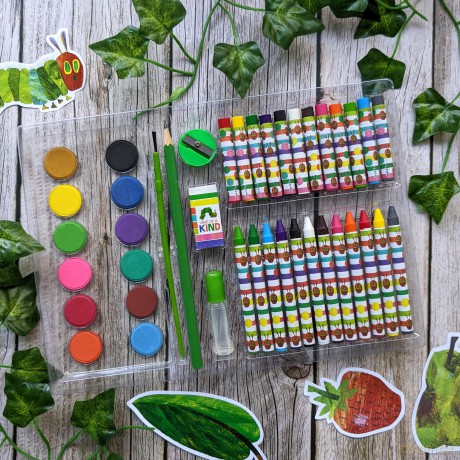 Robert Frederick The Very Hungry Caterpillar Children's 42 Piece Art Set For Ages 3 to 8 Years - Includes Paints and Crayons [KSIĄŻKA]
