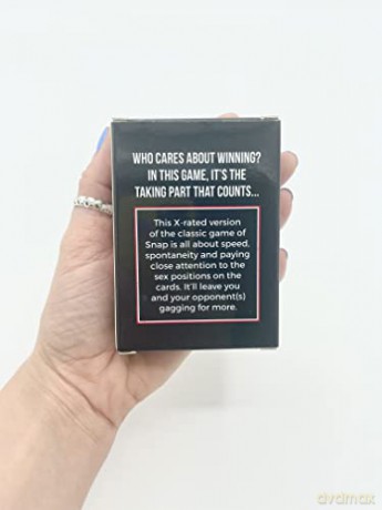 Sex Snap: A Card Game for Unashamed Adults [KSIĄŻKA]