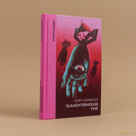 Slaughterhouse 5: Discover Kurt Vonnegut's anti-war masterpiece (Vintage Quarterbound Classics) - Kurt Vonnegut [KSIĄŻKA]