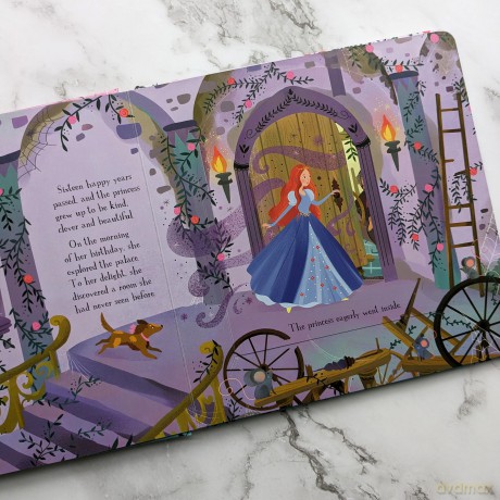 Sleeping Beauty (Fairy Tale Die-Cut Board Book) - Sara Ugolotti [KSIĄŻKA]