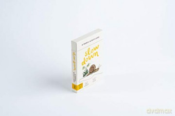 Slow Down: 30 mindful activity cards - Emily Sharratt [KSIĄŻKA]