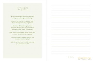 Small Doses of Awareness: A Microdosing Companion - Guided Journal - Yu Pai/Wong Hope [KALENDARZ]