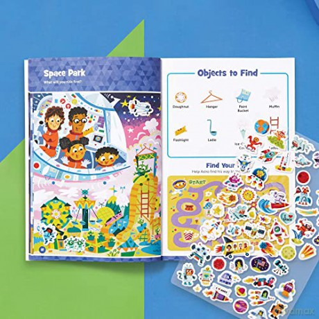 Space Hidden Pictures Puffy Sticker Playscenes (Highlights Puffy Sticker Playscenes): Playscenes 50+ Stickers! - Highlights [KSIĄŻKA]