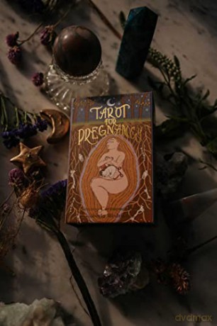 Tarot for Pregnancy: An Inclusive Tarot Deck for Radical Magical Birthing Folks - Brittany Carmona-Holt [KSIĄŻKA]