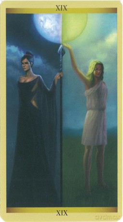 Tarot Of The Sacred Feminine: 78 Full Colour Tarot Cards and Instruction Booklet - Floreana Nativo [KSIĄŻKA]