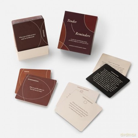 Tender Reminders: Racial Wellness: 50 Healing Affirmation Cards for Black, Indigenous, and People of Color - Jacquelyn Ogorchukwu Iyamah [KSIĄŻKA]