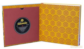 The Beatles: Sgt. Pepper's Lonely Hearts Club Record Album Journal - Insight Editions [KALENDARZ]