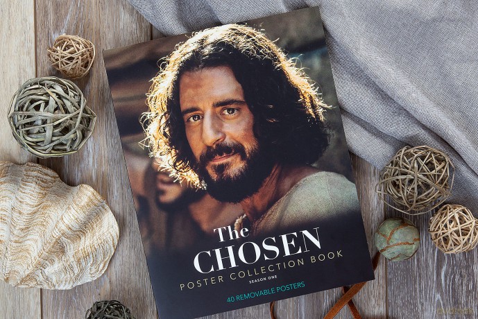 The Chosen Poster Collection Book: Season One - The Chosen LLC [KSIĄŻKA]