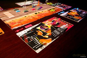 The Fast And Furious: Highway Heist Mission Based Co-operative Strategy Board Game With Different Scenarios For A Three-Games-In-One Experience (Ideal For Ages 12+) - Funko 54802 Signature Games [KSIĄŻKA]