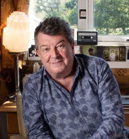 The Full English: The bestselling state-of-the-nation travelogue - Stuart Maconie [KSIĄŻKA]