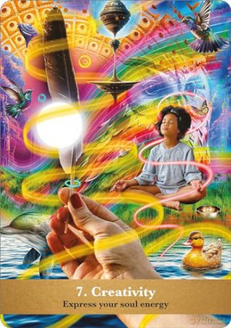 The Golden Future Oracle: A 44-Card Deck and Guidebook - Diana Cooper [KSIĄŻKA]