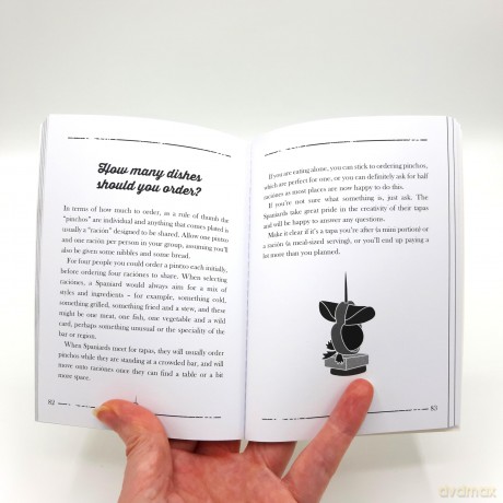 The Little Book of Tapas: A Pocket Guide to the Wonderful World of Tapas, Featuring Recipes, Trivia and More - Rufus Cavendish [KSIĄŻKA]