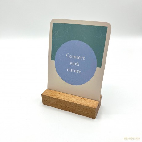 The Little Box of Daily Rituals: 52 Cards with Simple Steps to Help You Improve Your Self-Care Routine [KSIĄŻKA]