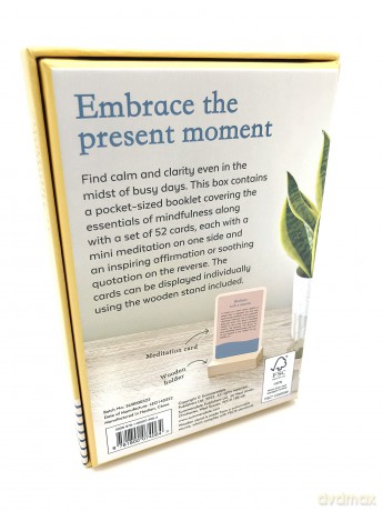 The Little Box of Mindful Meditations: 52 Cards with Simple Steps to Calm Your Mind [KSIĄŻKA]