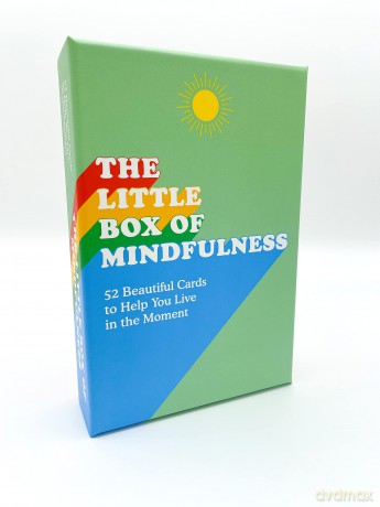 The Little Box of Mindfulness: 52 Beautiful Cards to Help You Live in the Moment [KSIĄŻKA]