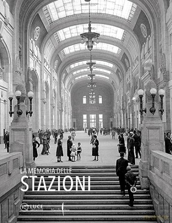The Memory of Stations - Chiara Sbarigia [KSIĄŻKA]