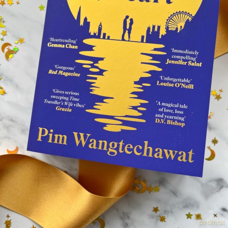The Moon Represents My Heart - Pim Wangtechawat [KSIĄŻKA]