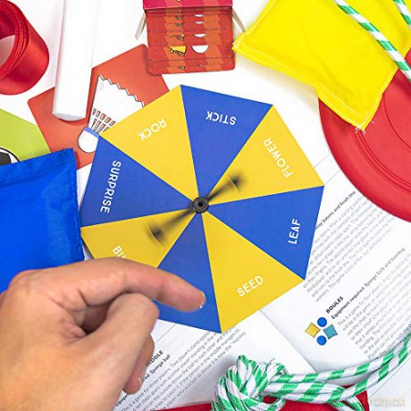 The Outdoor Boredom Busting Box - Huge outdoor games set - Over 45 activities from treasure hunt to limbo by Professor Puzzle. [KSIĄŻKA]