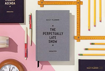 The Perpetually Late Show Undated Standard Planner - Brass Monkey [KSIĄŻKA]