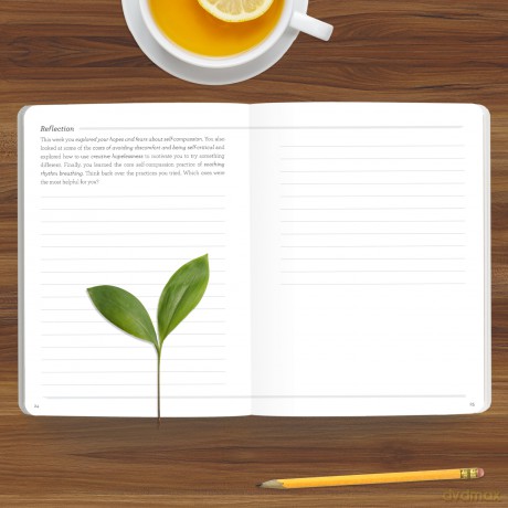 The Self-Compassion Daily Journal: Let Go of Your Inner Critic and Embrace Who You Are with Acceptance and Commitment Therapy (The New Harbinger Journals for Change) - Diana Hill [KSIĄŻKA]