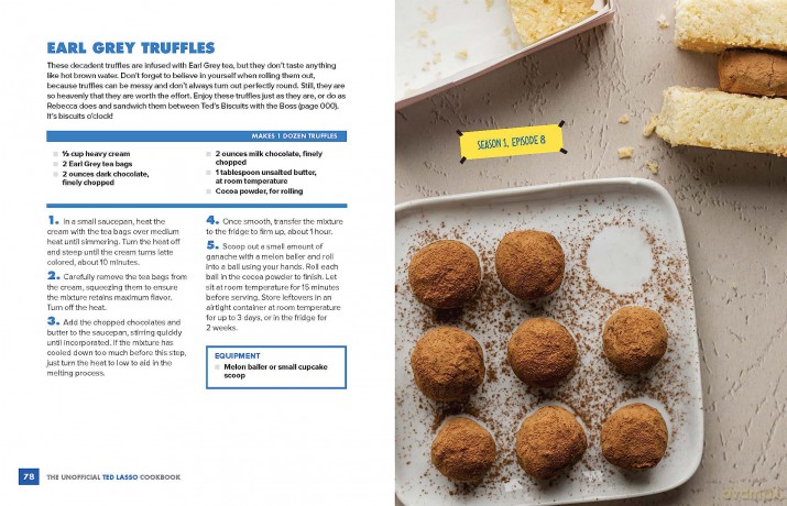 The Unofficial Ted Lasso Cookbook: From Biscuits to BBQ, 50 Recipes Inspired by TV's Most Lovable Football Team - Berry Aki [KSIĄŻKA]