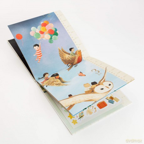 The Wonderful Things You Will Be Growth Chart: Includes Stickers for Marking Growth Milestones - Emily Winfield Martin [KSIĄŻKA]