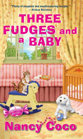 Three Fudges and a Baby (Candy-Coated Mystery) - Nancy Coco [KSIĄŻKA]