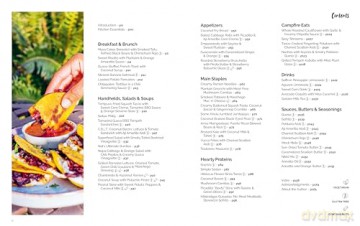 Tiny Kitchen Feast: Plant-based Recipes from a Traveling Chef - Natalie Rodriguez [KSIĄŻKA]