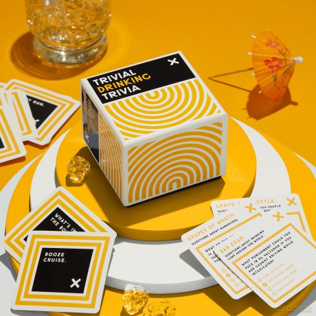 Trivial Drinking Trivia - Brass Monkey [KSIĄŻKA]