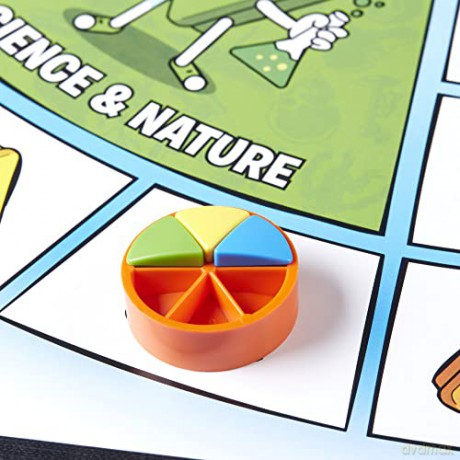 Trivial Pursuit Game: Family Edition Board Game [KSIĄŻKA]